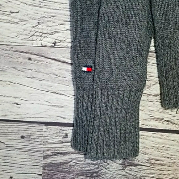 TOMMY HILFIGER SWEATER - Picture 5 of 8